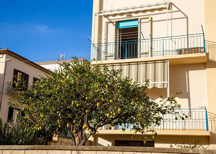 Appartamento Il Limone Zona Centrale Vista Mare